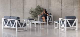 Set Aluminio Luxe Ventus-7 de Hevea - Lujoso conjunto de aluminio: sofá 2 plazas + 2 sillones + mesa de centro. Color conjunto: blanco, antracita, champagne, plata o marrón.